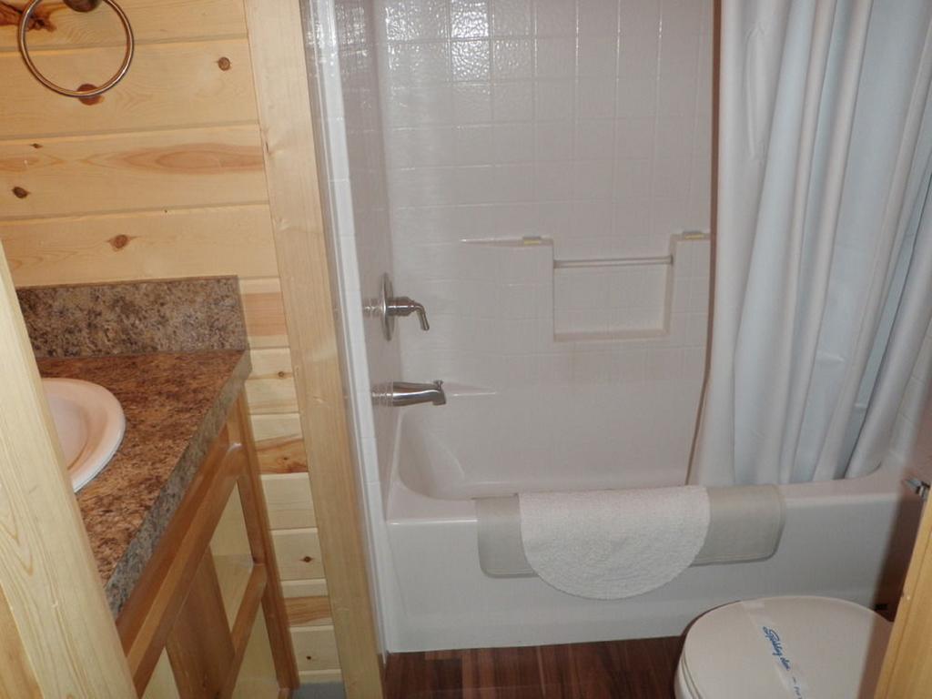 Seaside Camping Resort Cottage 11 Phòng bức ảnh